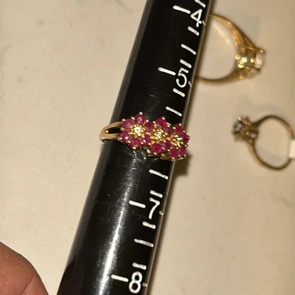 14k Gold Rubies & Diamond Ring - Picture 3 of 13